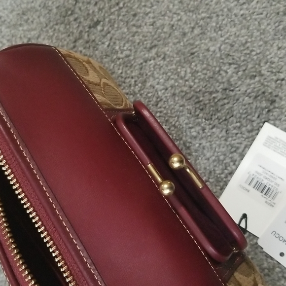 Coach 1941 Joni Crossbody In Scarlet Jacquard - Picture 9 of 11